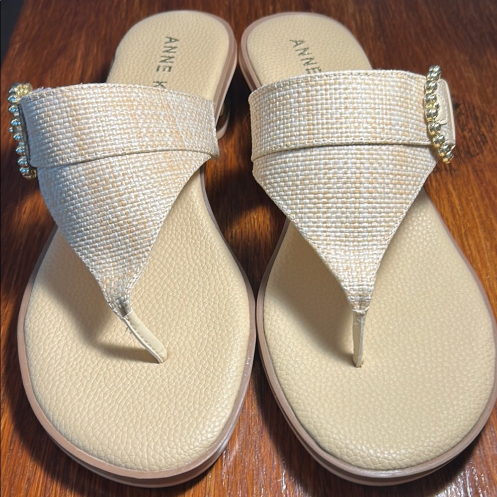 Anne Klein “Tinsley” iflex Slip On in Rafa Beige Buckle Open Toe Sandal size 9
